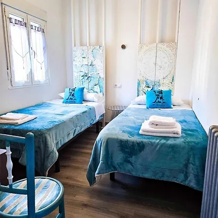 Oak House Oakplacescom Holiday home Leon